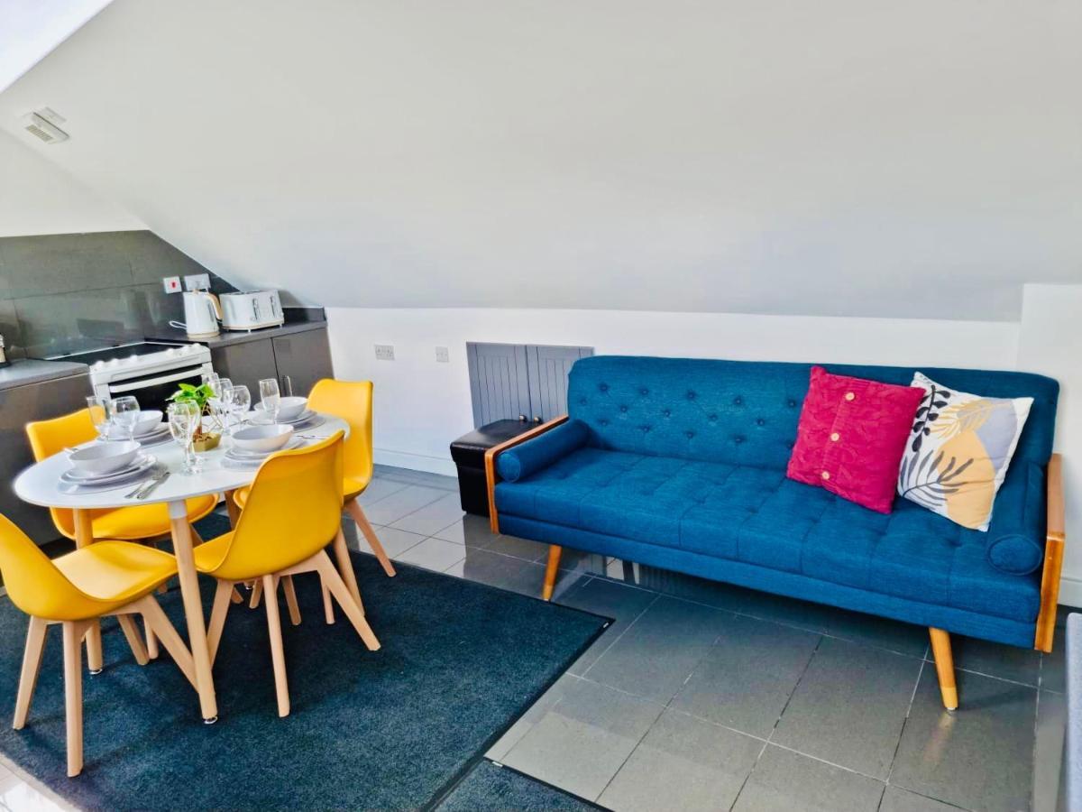 Cosy 3 Bed Apartment Near Birmingham Airport & Nec Perfect For Groups & Contractors! Екстер'єр фото