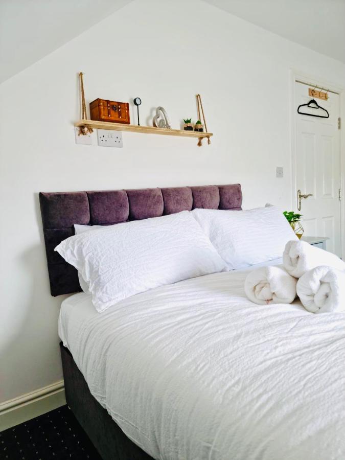 Cosy 3 Bed Apartment Near Birmingham Airport & Nec Perfect For Groups & Contractors! Екстер'єр фото