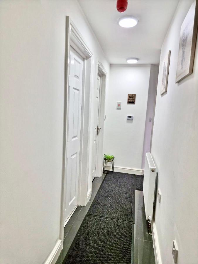 Cosy 3 Bed Apartment Near Birmingham Airport & Nec Perfect For Groups & Contractors! Екстер'єр фото